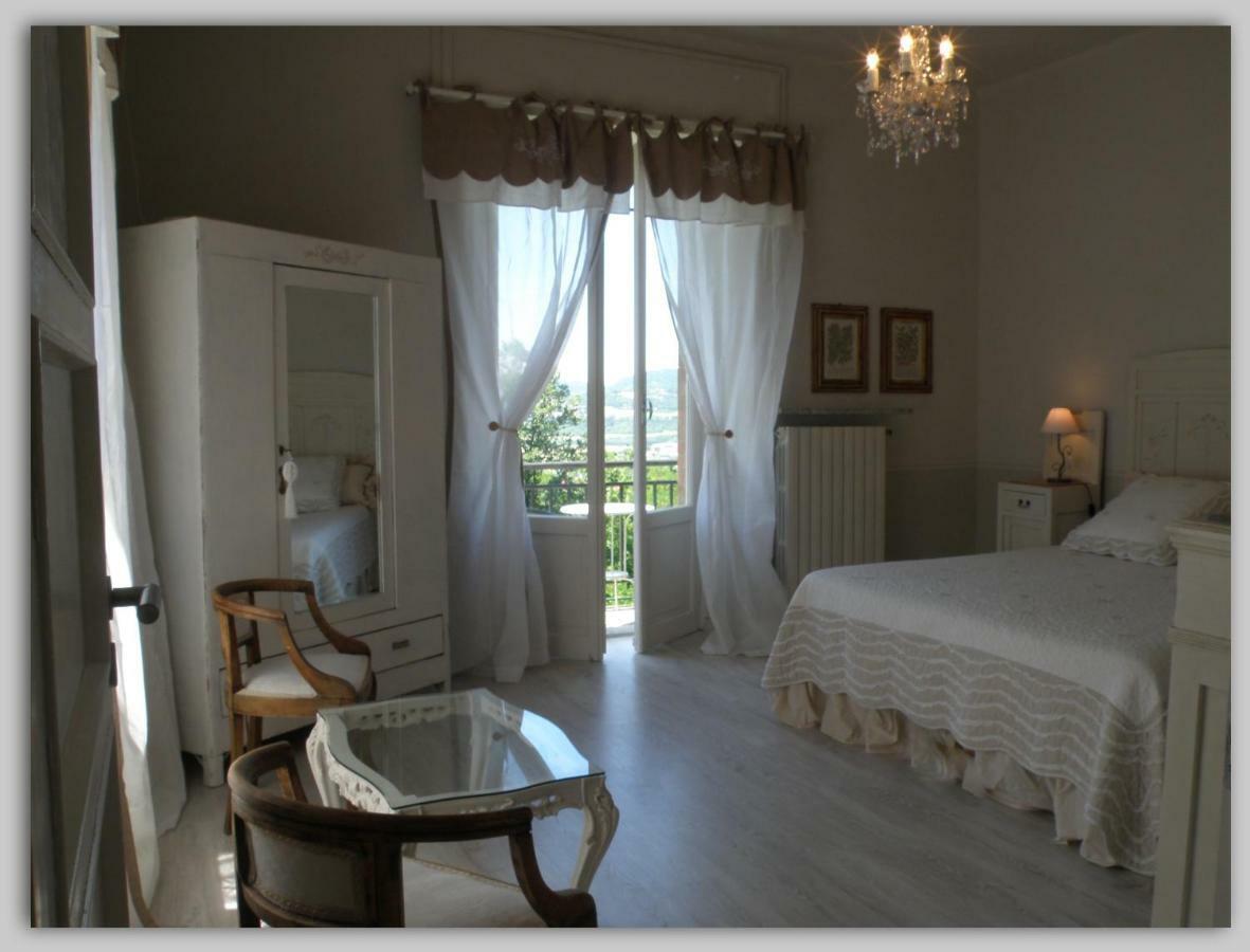 Cascina Luvot Bed & Breakfast Melazzo Exterior photo