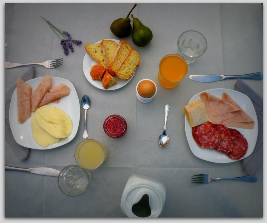 Cascina Luvot Bed & Breakfast Melazzo Exterior photo
